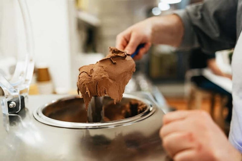 Florence: Premium Pizza and Gelato Preparation Class - The Group and Location