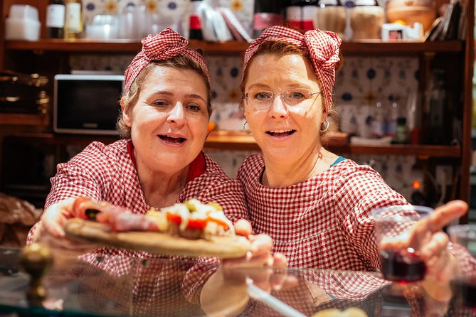 Florence Private Food Walking Tour With Locals: 6 or 10 Tastings - Pricing and Booking