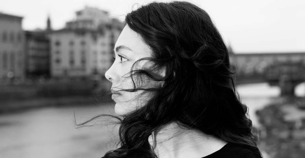 Florence: Professional Private Photoshoot in Florence - Language Options and Accessibility