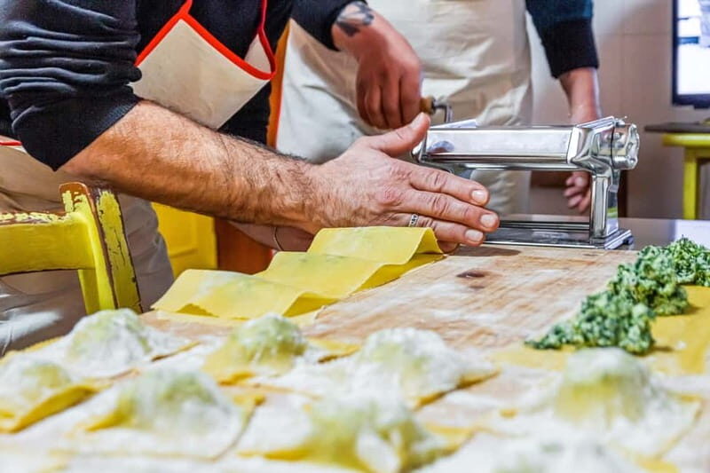 Florence: Share Your Pasta Love in a Locals Home - Key Points