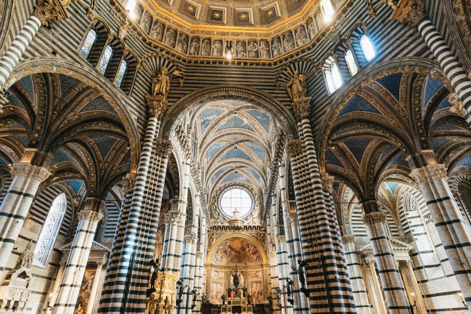 Florence: Siena, San Gimignano and Chianti Small Group Tour - Guided Tour of Siena