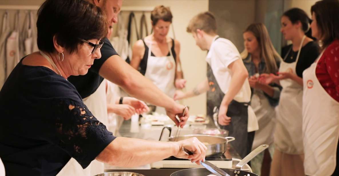 Florence: Tuscan Cooking Course With Dinner - Key Points
