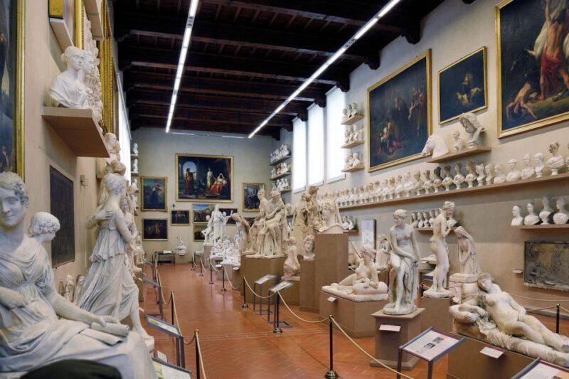 Florence: Uffizi Gallery Guided Tour - Exploring the Uffizi Gallery: A Closer Look