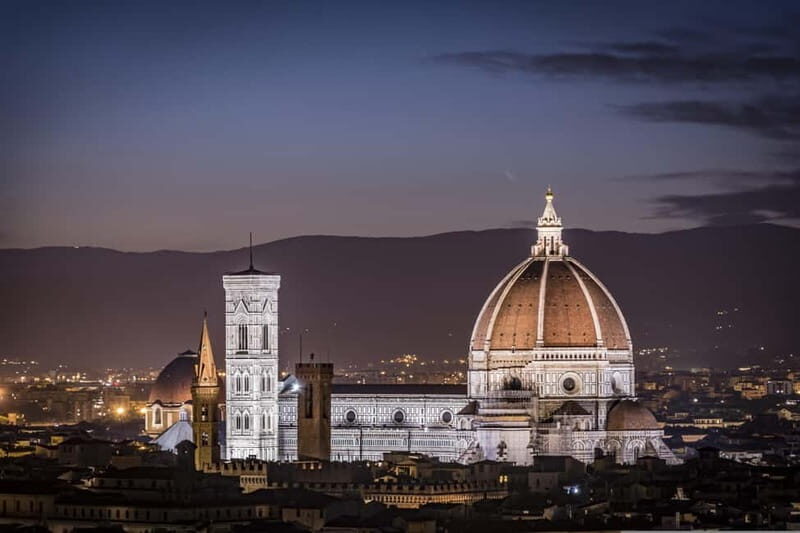 Florence Walking Tour for Women with Gelato and a Drink - A Friendly Introduction to Florence’s Nighttime Charm