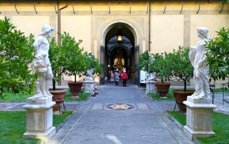 Florence Walking Tour History of the City & of the Medici - Key Points