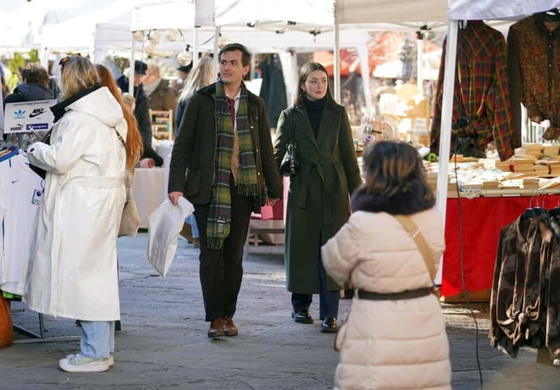 Florence: your exclusive photoshoot signed by a signature paparazzo. - Key Points