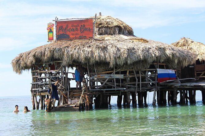 Floyds Pelican Bar in Caribbean Sea - Getting to Floyds Pelican Bar