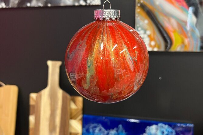 Fluid Art Christmas Ornaments - Key Points