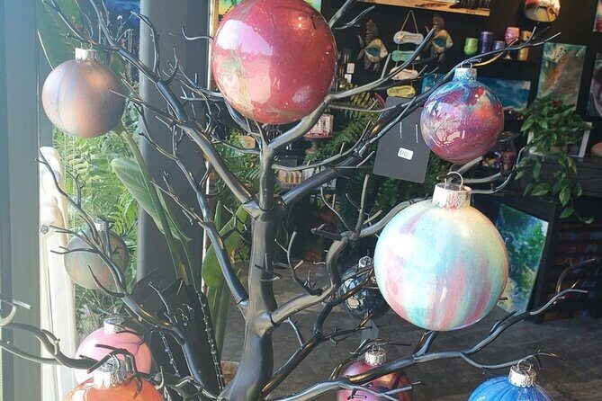 Fluid Art Christmas Ornaments - FAQ