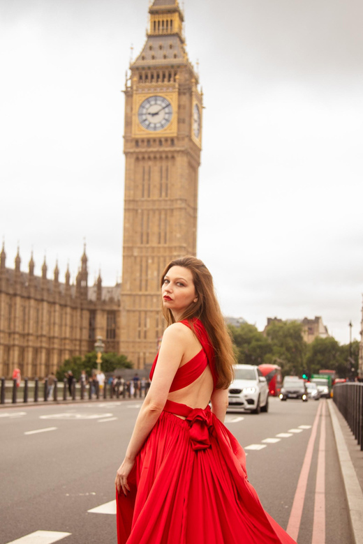 Flying Dress Professional Photoshoot With Pro Photographer - Sum Up