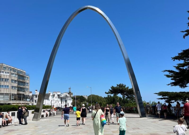 Folkestone: Private 2hr Walking Tour with a Blue Badge Guide - Practical Tips for Your Tour