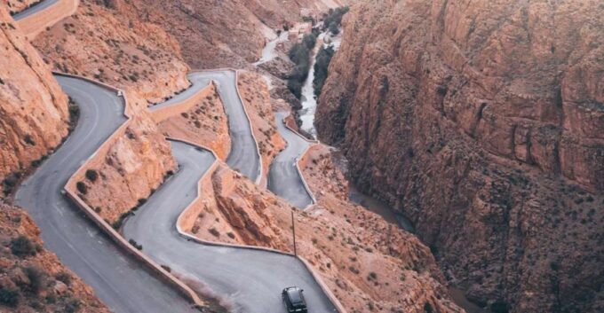 Fom Marrakech: 4-Day Desert Tour to Fez - Accommodations and Amenities