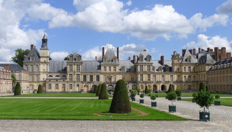 Fontainebleau: Palace Private Guided Tour With Ticket - Inclusions