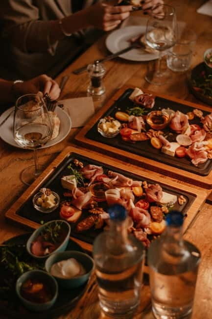 Food and Wine Tasting in Budapest by the Basilica - Key Points