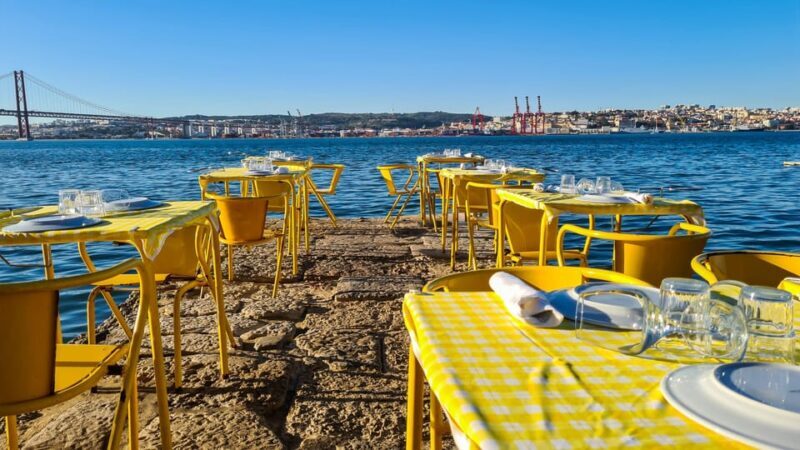 Food & Drink Private Tour in Lisbon & Cacilhas w/ Ferry Ride - Discovering Cacilhas