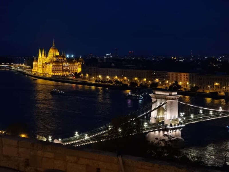 FoolsCode: EscapeRoom/Sightseeing tour with Actor Tourguide - Authentic Insights from Travelers