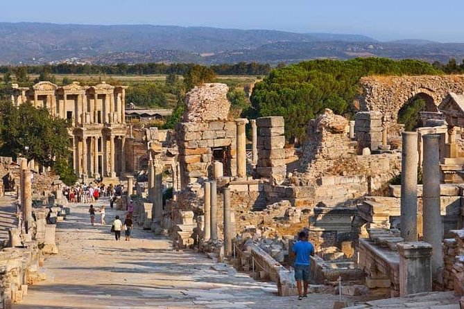 For Cruisers: Biblical Ephesus Tour From Kusadasi Port - Pickup and Meeting Details