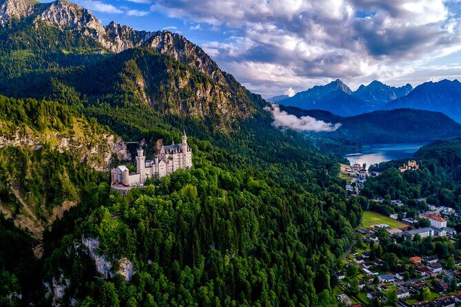 For Small-Groups: Private Neuschwanstein, Skip The Line & Meal - Who Will Love This Tour?