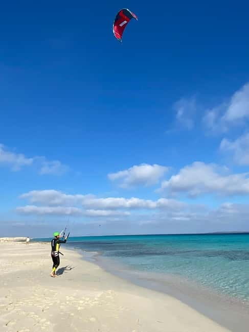Formentera: Begginers Kitesurf Course ONLY NOVEMBER TO MAY - Key Points