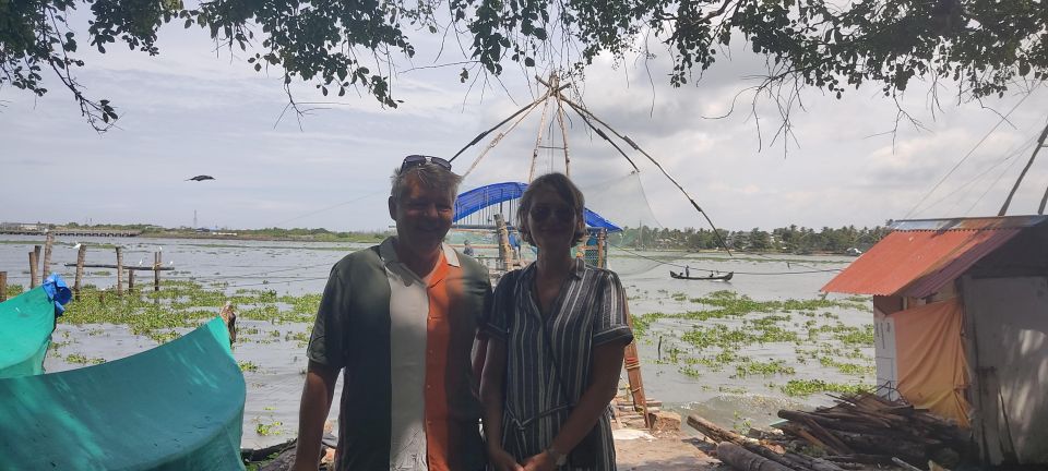 Fort Kochi Sightseeing on Tuk Tuk / Car & Backwater Kayaking - Local Cuisine and Dining