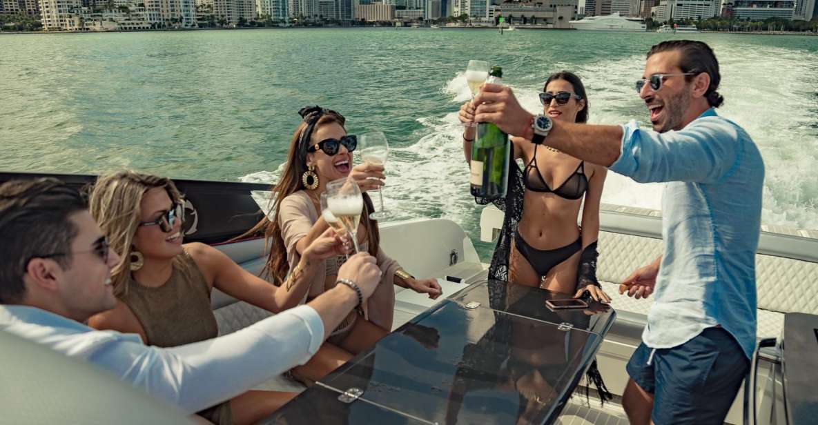 Fort Lauderdale: 13 People Private Boat Rental - Instructor Details