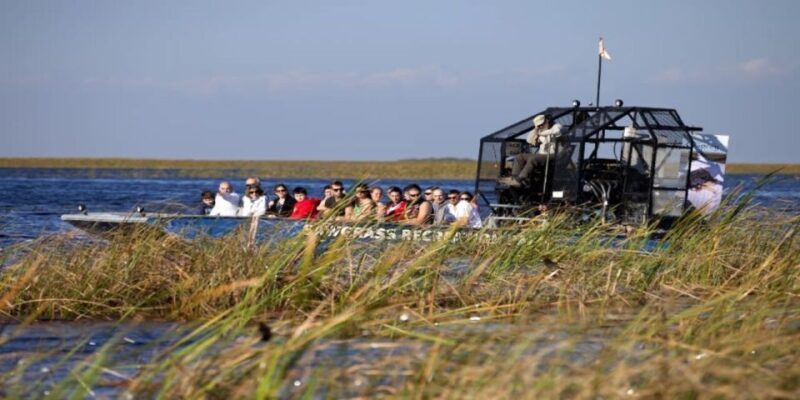 Fort Lauderdale: Everglades Express Tour with Airboat Ride - Food, Souvenirs, and a Little Local Flavor