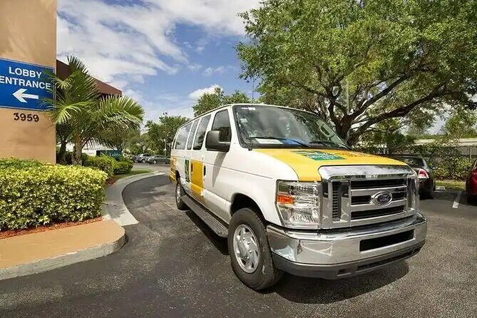 Fort Lauderdale-Hollywood Airport FLL private transfer service - Key Points