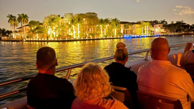 Fort Lauderdale: Nighttime Venice of America Tour - The Mood and Atmosphere