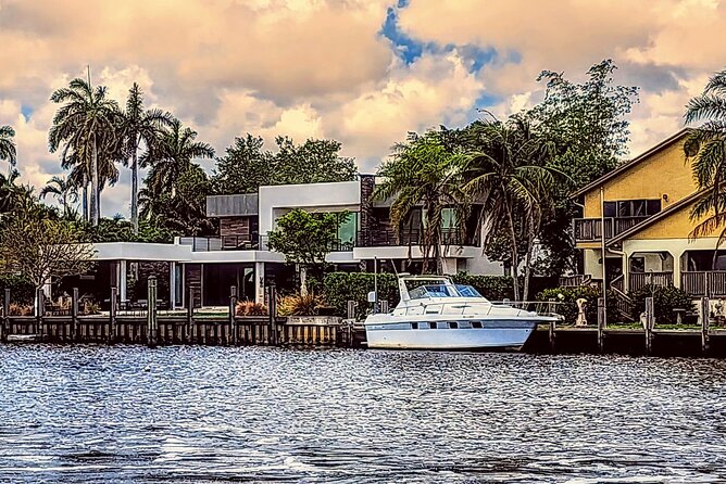 Fort Lauderdale Scenic Boat Tour - Max 6 Pax - The Sum Up