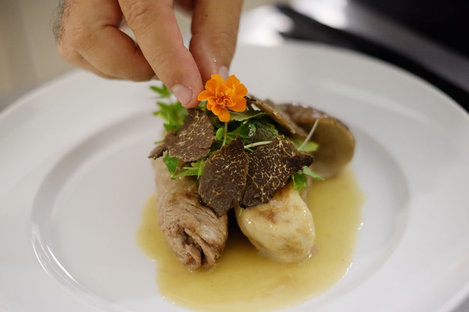Four-course Food & Wine Pairing Elegant Dinner in Venice - Meeting Point and Reservation Details