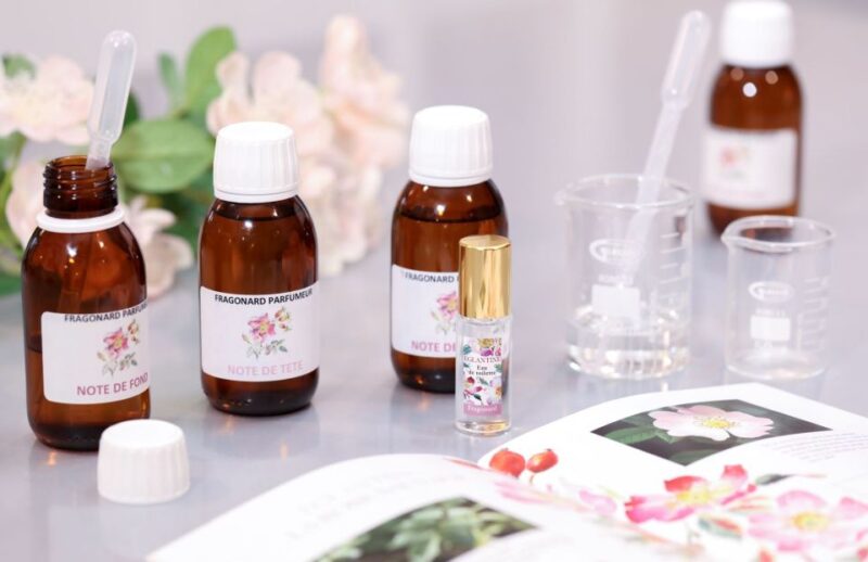 Fragonard Paris - Mini Perfume Workshop - Only in Spanish - Perfume Creation Experience