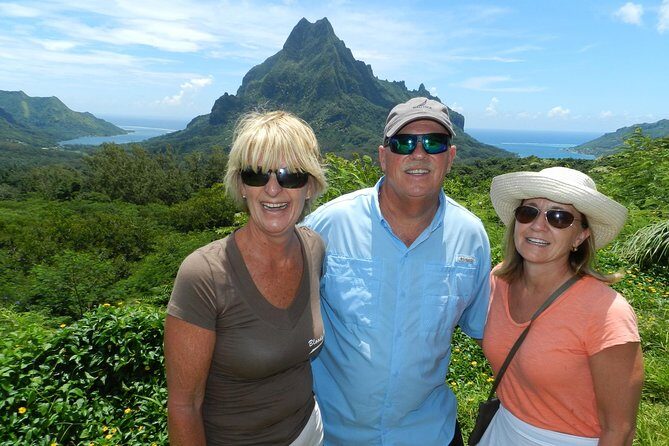 Franckyfranck Tours Moorea - Half day Tours - An Authentic Half-Day Tour with a Local Flavor