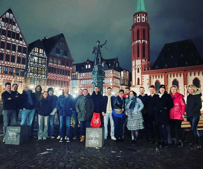 Frankfurt am Main: Night Pub Crawl Shots and Party - An Inside Look at the Frankfurt Night Pub Crawl