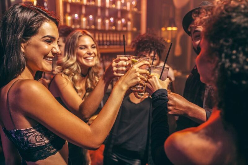 Frankfurt am Main: Night Pub Crawl Shots and Party - What Makes This Tour Stand Out