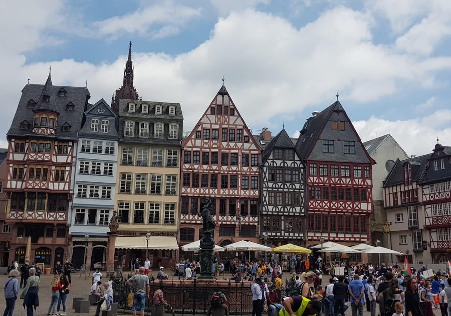 Frankfurt: Highlight tour, the most important sights - Exploring the New Old Town