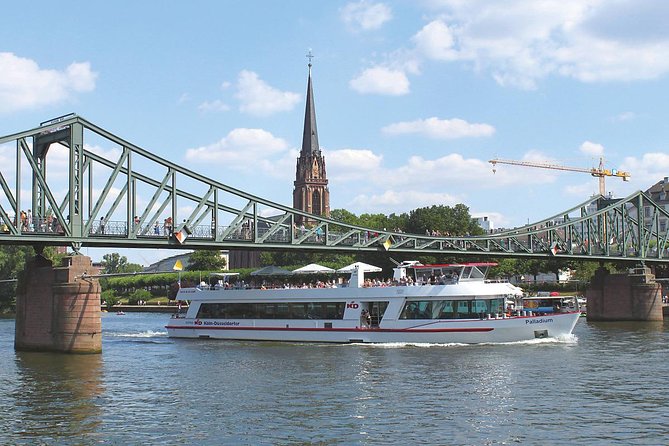 Frankfurt Highlights 1-Hour Sightseeing Cruise - Audio Commentary and City Insights