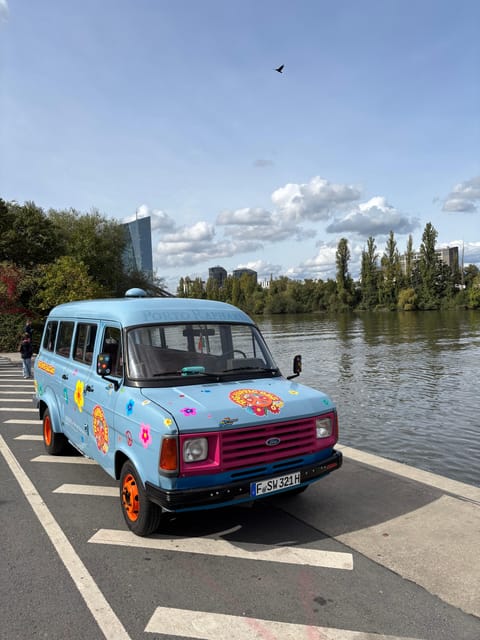 Frankfurt: Hippie Bus Sightseeing Tour - The Experience: Atmosphere and Authenticity