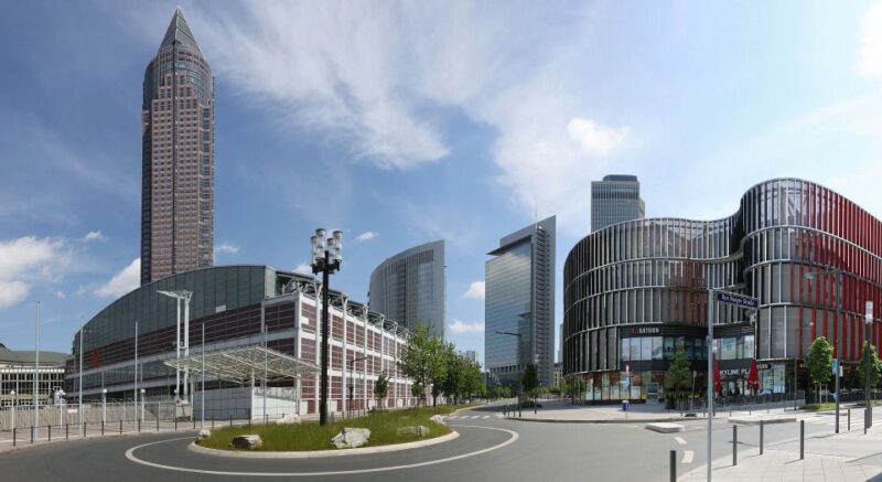 Frankfurt: Private City Center Sightseeing Walking Tour - Booking Information