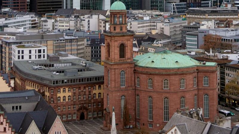 Frankfurt: Selfguided Audiotour Frankfurt Old Town - Important Information