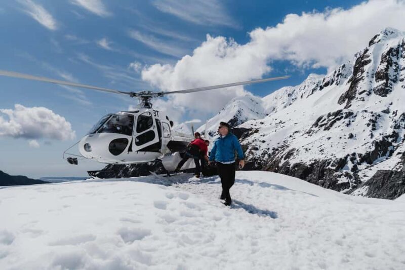 Franz Josef: 2.5 Hour Glacier Hike with Helicopter Transfer - An Overview of the Franz Josef Glacier Tour