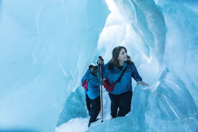 Franz Josef: 2.5 Hour Glacier Hike with Helicopter Transfer - The Sum Up