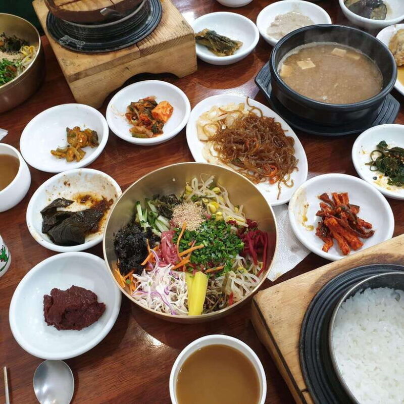 Free day in Jeonju, heart of traditional Korea, with a French guide - What Makes This Tour Stand Out?