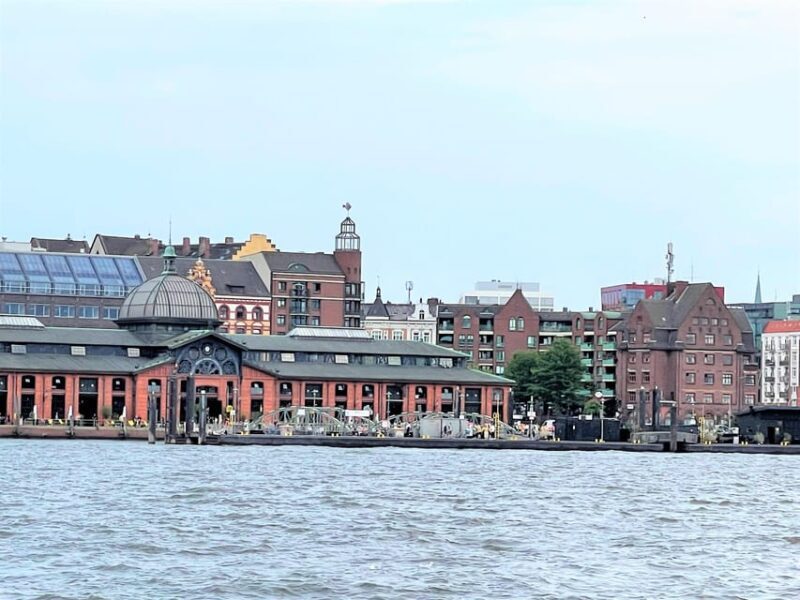 Free Tour: Port, Red Light District and Beatles. You decide how much to pay at the end - Final Thoughts