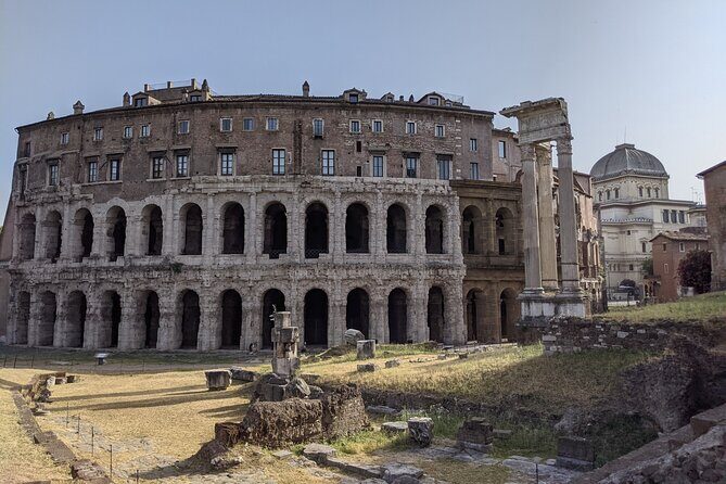 Free Urban Trekking with an Archaeologist - Who Is This Tour Best For?