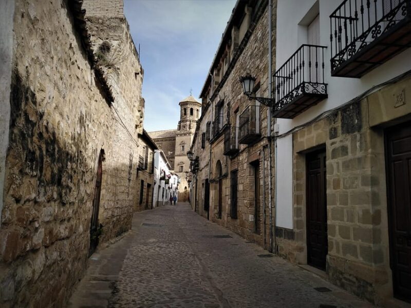 Freetour Through Historic Baeza - Key Points