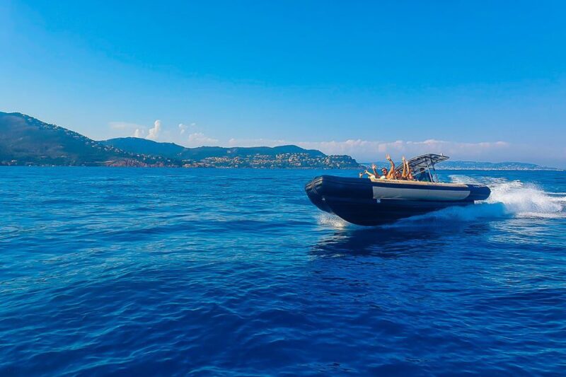Fréjus: Sea and Creeks Boat Tour With Snorkeling and Drinks - Inclusions