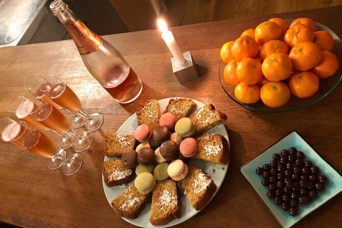 French Dinner & Cabaret Show in Artist's Home - Frequently Asked Questions