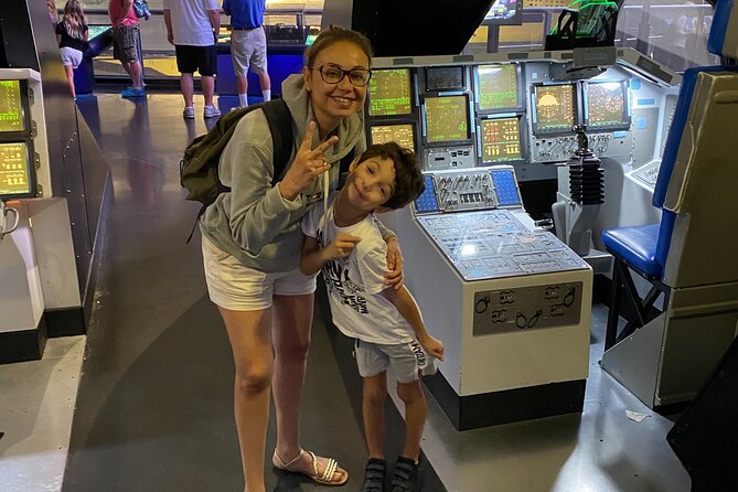 French Tour of Kennedy Space Center From Orlando - Pickup Information and Details