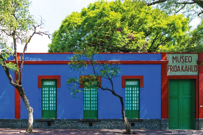 Frida Kahlo Museum and Diego Rivera Museum - Accessibility and Amenities