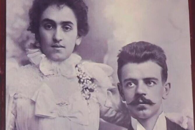 Frida Kahlo Museum (Red House) Tour - Key Points